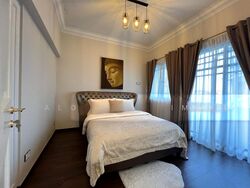 Kew Gate (D16), Terrace #501794421